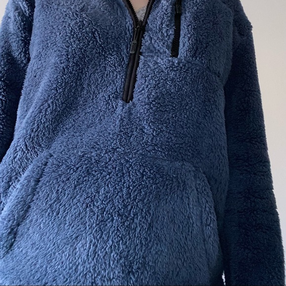 PINK Sherpa Quarter Zip - Picture 3 of 7